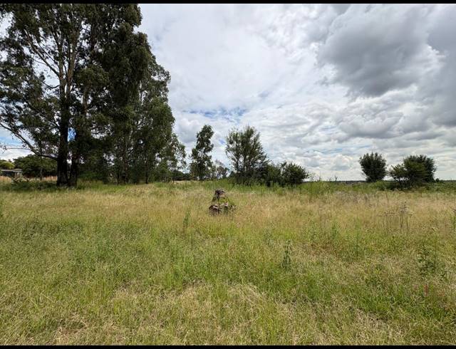 1,995M² VACANT LAND FOR SALE IN VAALPARK